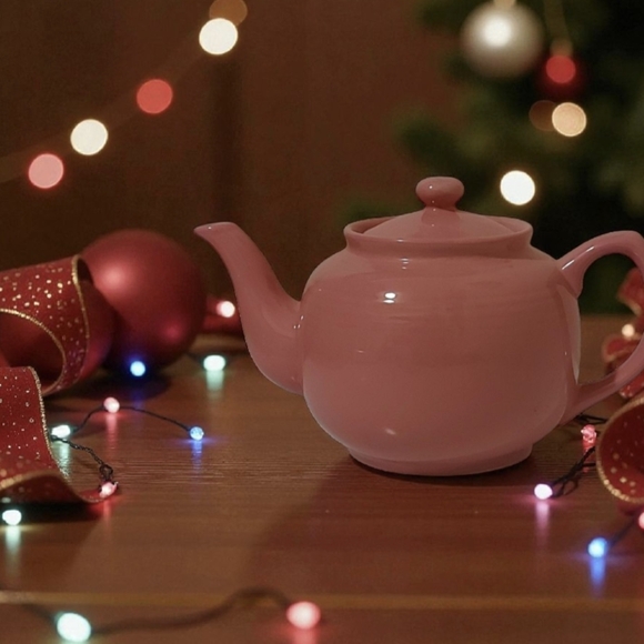 Pink Teapot, Vintage Teapot - Picture 2 of 10